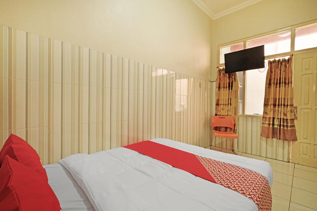 Oyo 91453 Hotel Srikandi Gejayan Maguwo Kültér fotó