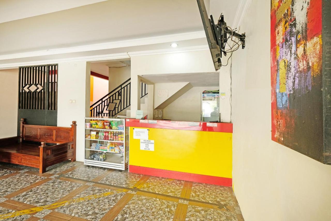 Oyo 91453 Hotel Srikandi Gejayan Maguwo Kültér fotó